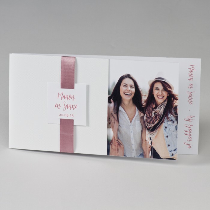 Blanco fotokaart met roze lint